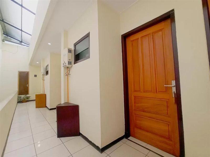 Hotel Palem 2 Syariah Malang Redpartner Exterior photo