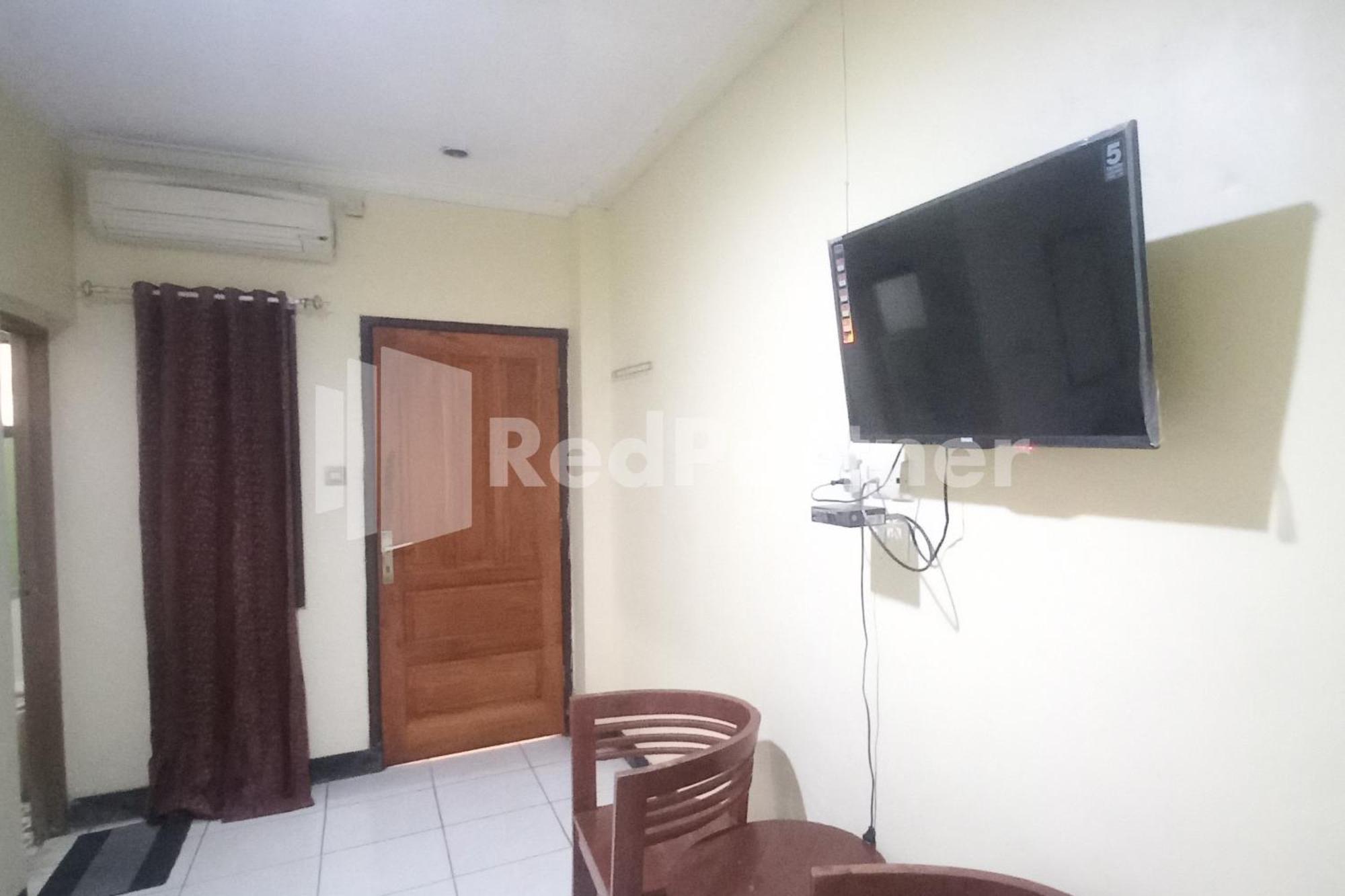 Hotel Palem 2 Syariah Malang Redpartner Exterior photo